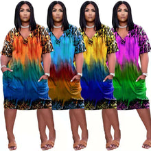 Load image into Gallery viewer, Leopard gradient loose V-neck dress 8282