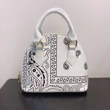 Load image into Gallery viewer, Cashew flower portable messenger bag AB2011