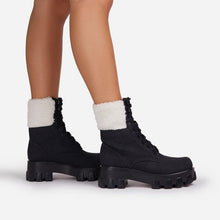 Load image into Gallery viewer, Fashion lace-up plush Martin boots(HPSD159)