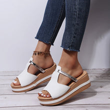 Load image into Gallery viewer, Thick bottom car line flip flops (HPSD068)
