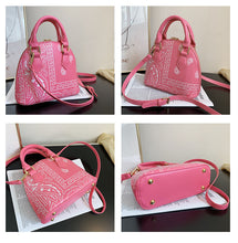 Load image into Gallery viewer, Cashew flower portable messenger bag AB2011