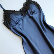 Load image into Gallery viewer, Sexy V-neck Lace Trim Sling Nightdress(AY1604)