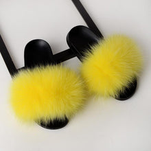 Load image into Gallery viewer, Fur slippers