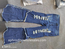 Load image into Gallery viewer, Fashion flared fringed PLUS jeans（AY1648）
