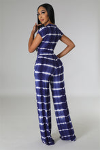 Load image into Gallery viewer, Printed set with wide leg pants and two piece pants set AY2846
