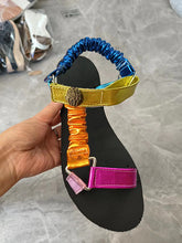 Load image into Gallery viewer, Hot selling fashionable beach sandals HPSD306
