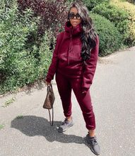 Load image into Gallery viewer, Casual solid color hooded sports suit（AY1383）
