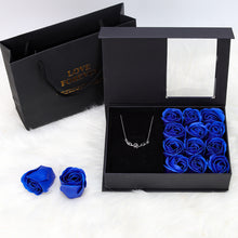 Load image into Gallery viewer, Christmas Valentine&#39;s Day 12 roses gift box (with necklace)AE4069
