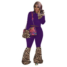 Load image into Gallery viewer, Fashion leopard print stitching top flared pants suit（AY1292）
