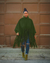 Load image into Gallery viewer, Solid color long-sleeved fringed top（AY1473）
