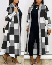 Load image into Gallery viewer, Fashionable printed long-sleeved patchwork coat AY2617
