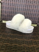 Load image into Gallery viewer, Hot sale shiny fluffy slippers
