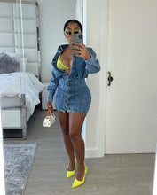 Load image into Gallery viewer, Fashion stretch slim mid-length denim jacket（AY1427)
