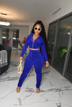 Load image into Gallery viewer, Velour casual hood pleated two-piece set(AY2409)
