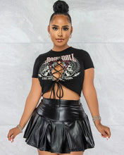 Load image into Gallery viewer, Fashion Print T-Shirt Pleated Leather Skirt Two Piece Set（AY1781）
