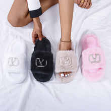 Load image into Gallery viewer, Fashion Letter Buckle Plush Slippers（HPSD183）
