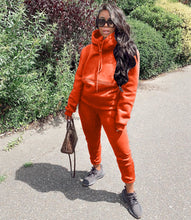 Load image into Gallery viewer, Casual solid color hooded sports suit（AY1383）
