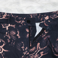 Load image into Gallery viewer, Trendy snake print trousers（AY1799）
